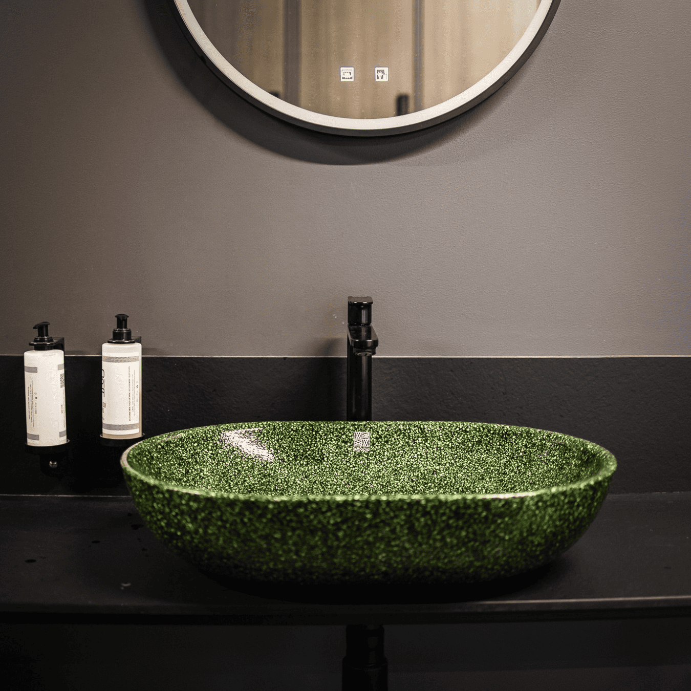 Soft60 tabletop, matte