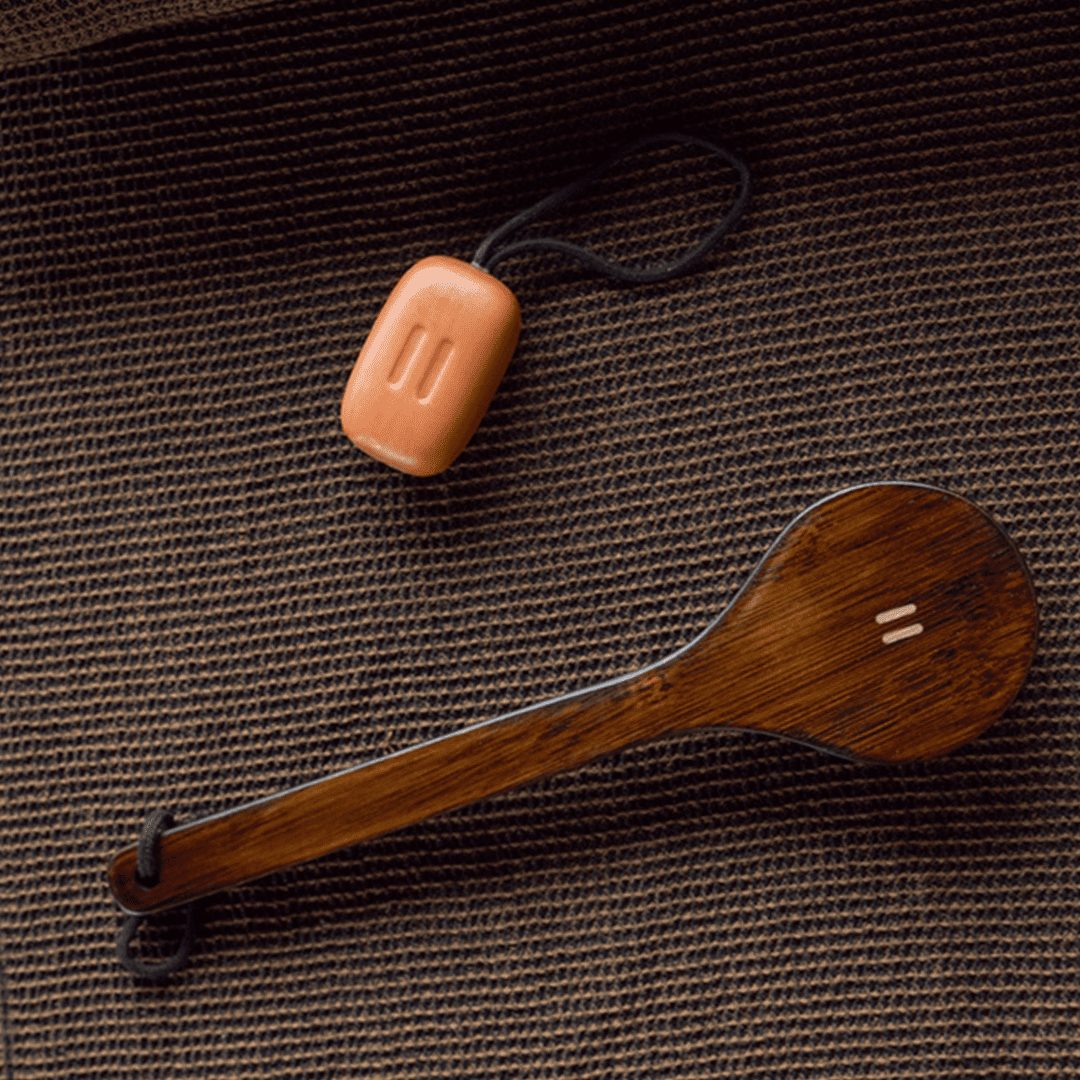 Masāžas birste ar kātu | brūna