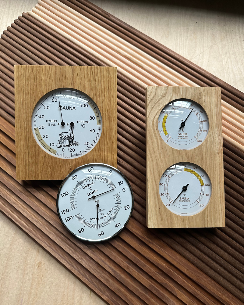 Thermo-hygrometer | oak