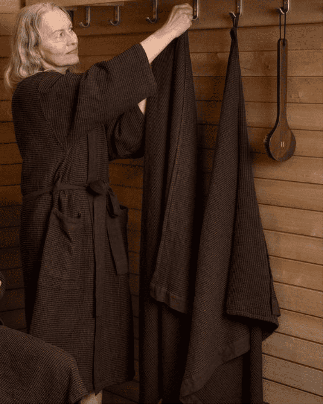Rento Kenno tumši brūns pirts halāts