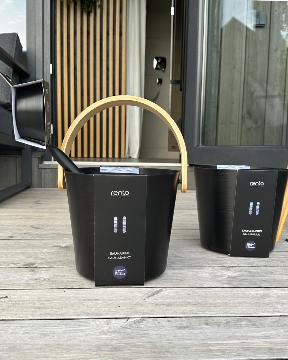 Sauna bucket with handle, 5 l | black