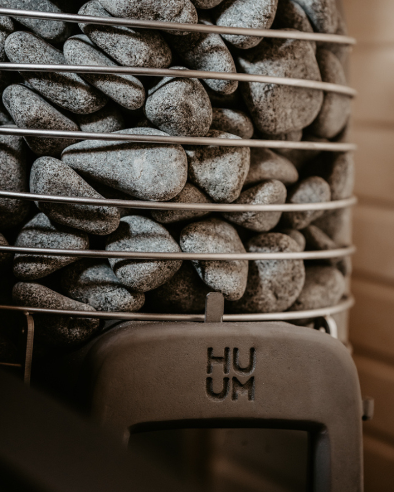 HUUM Hive Heat malkas krāsns ar akmeņiem